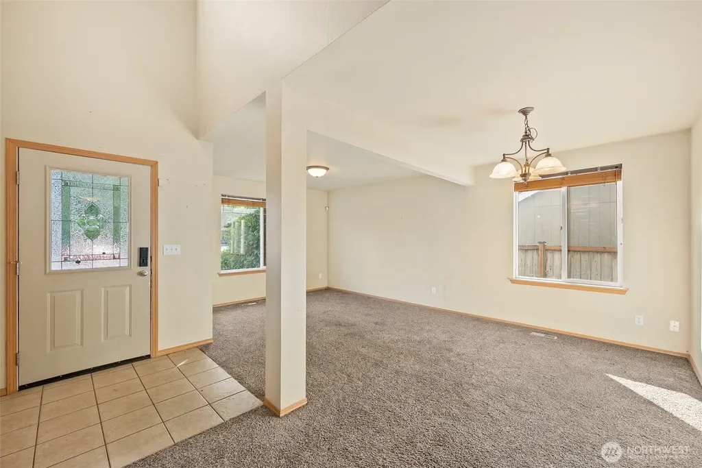 15880 104th Ave SE Yelm WA 98597