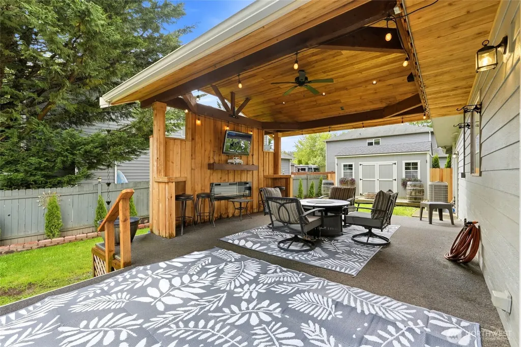 13827 Dogwood Court Sultan WA 98294