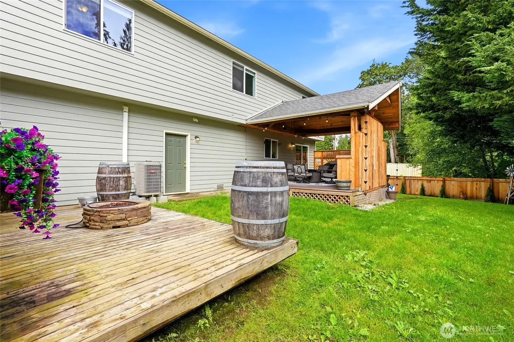 13827 Dogwood Court Sultan WA 98294