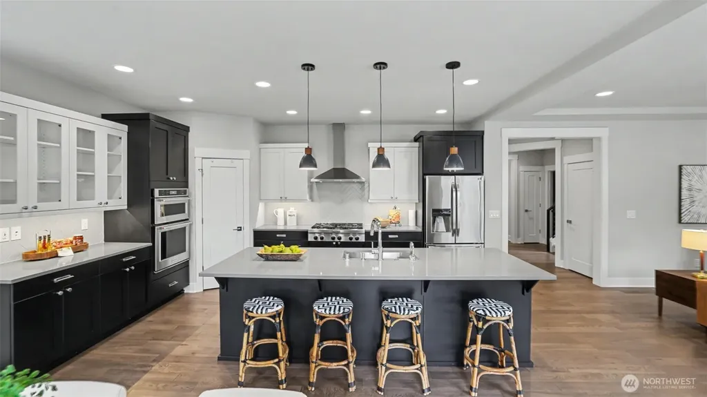 221 Shadow Avenue NE Renton WA 98059