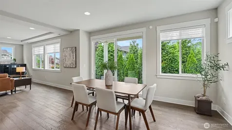221 Shadow Avenue NE Renton WA 98059