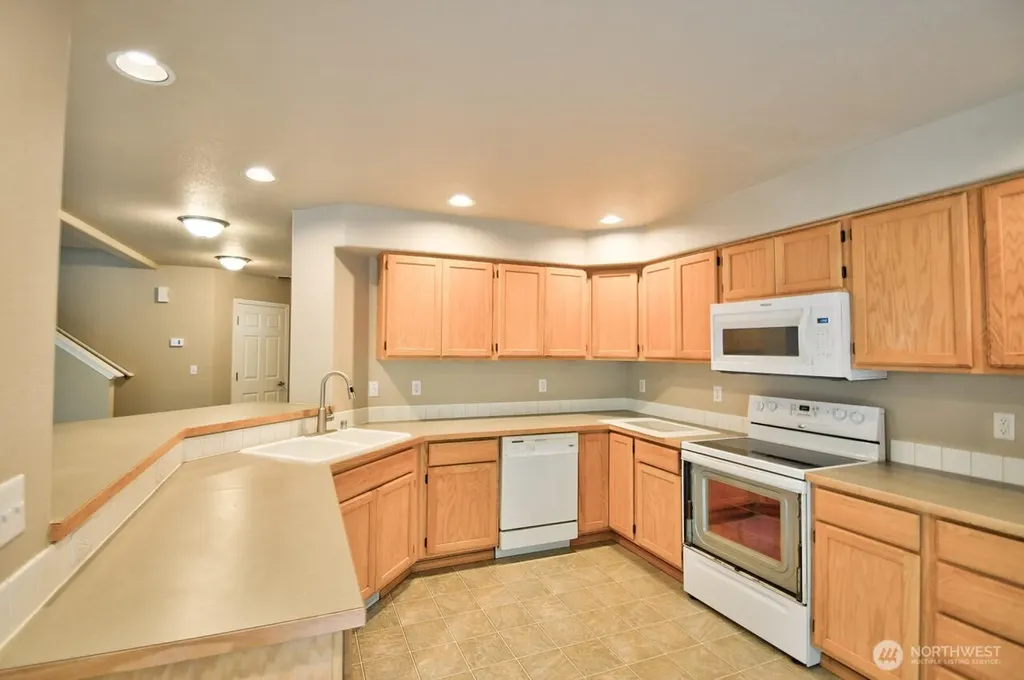 4809 Durham Street SE Lacey WA 98503