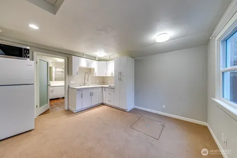 1140 NE Wing Point Way Bainbridge Island WA 98110