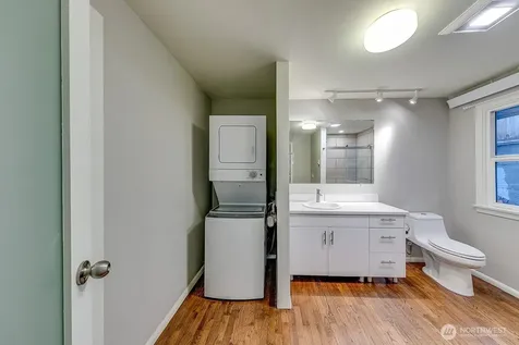 1140 NE Wing Point Way Bainbridge Island WA 98110