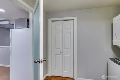 1140 NE Wing Point Way Bainbridge Island WA 98110