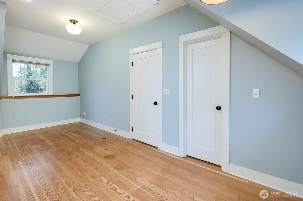 8013 NE Bucklin Hill Road Bainbridge Island WA 98110