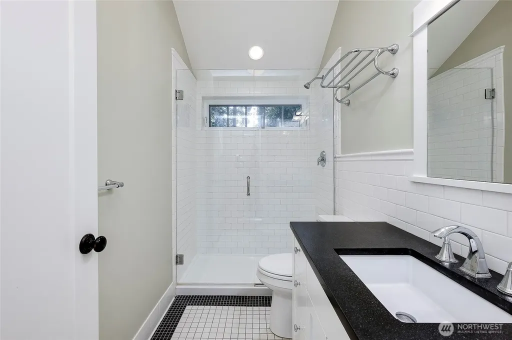 8013 NE Bucklin Hill Road Bainbridge Island WA 98110