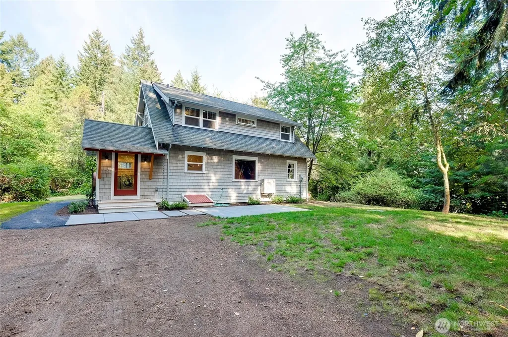 8013 NE Bucklin Hill Road Bainbridge Island WA 98110