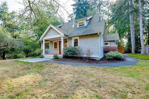 8013 NE Bucklin Hill Road Bainbridge Island WA 98110
