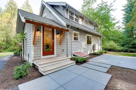 8013 NE Bucklin Hill Road Bainbridge Island WA 98110