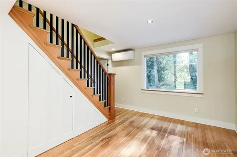 8013 NE Bucklin Hill Road Bainbridge Island WA 98110
