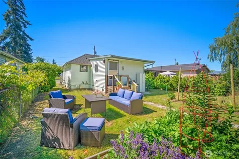811 W Hazel Street Mount Vernon WA 98273