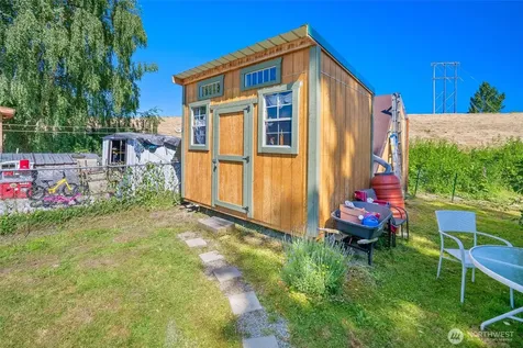 811 W Hazel Street Mount Vernon WA 98273