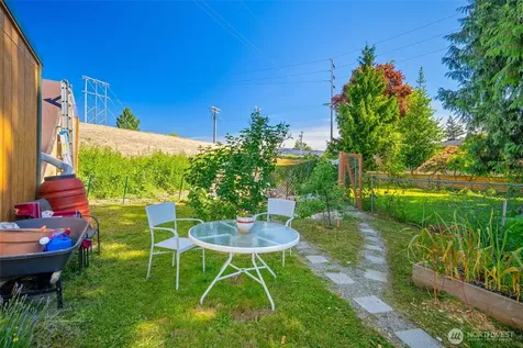 811 W Hazel Street Mount Vernon WA 98273