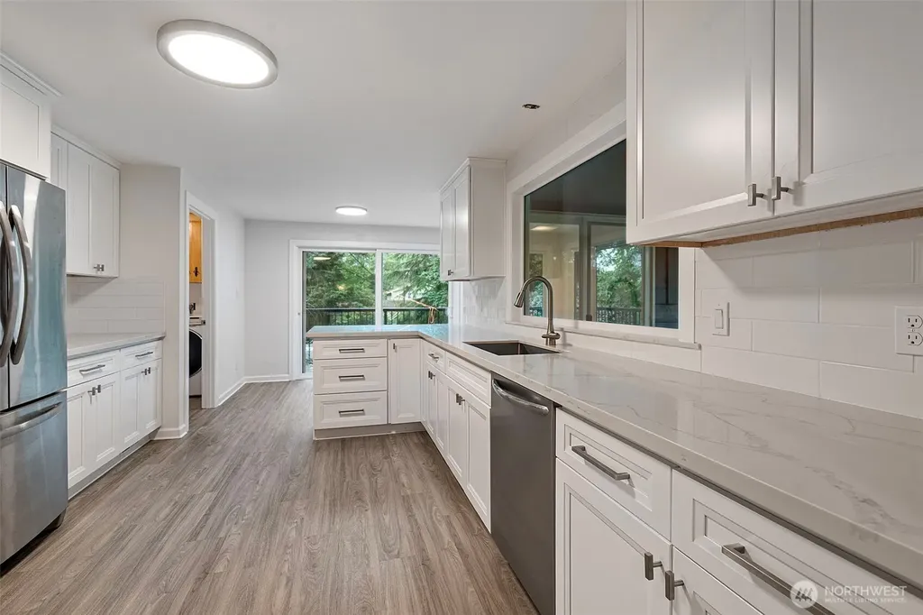 11517 34th Street E Edgewood WA 98372
