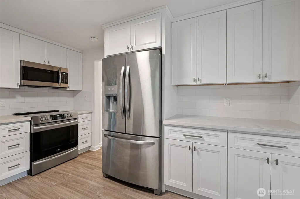 11517 34th Street E Edgewood WA 98372