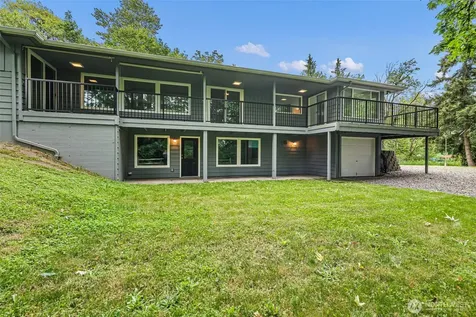 11517 34th Street E Edgewood WA 98372