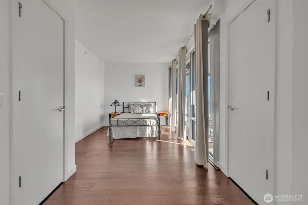 590 1st Avenue S Seattle WA 98104