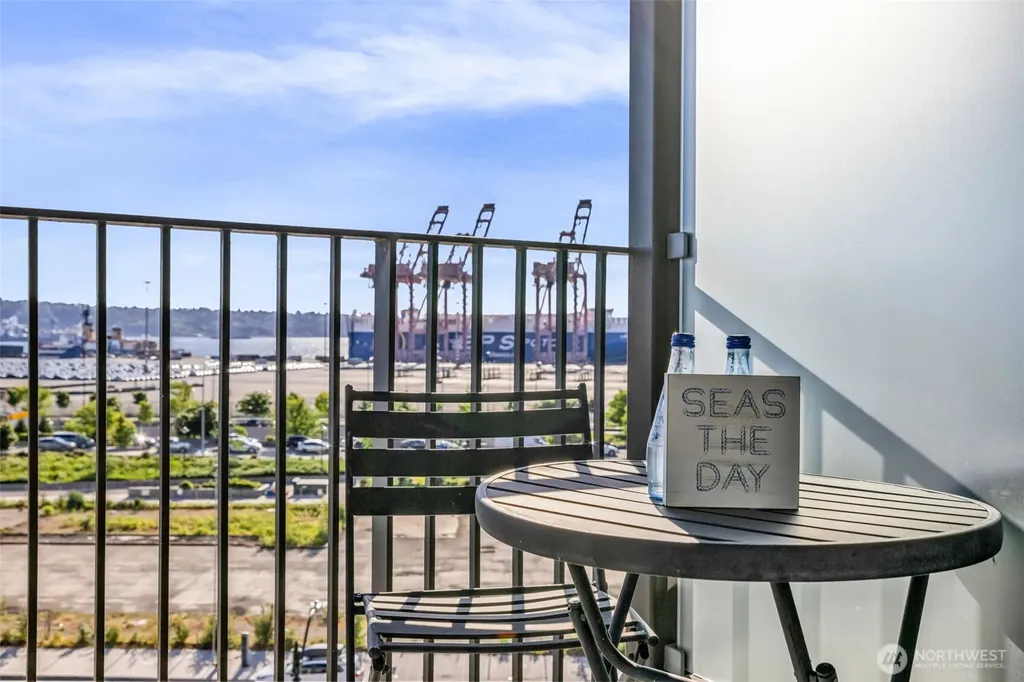 590 1st Avenue S Seattle WA 98104