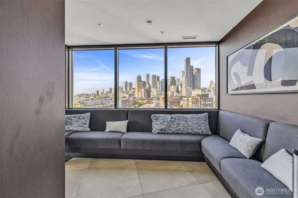 590 1st Avenue S Seattle WA 98104