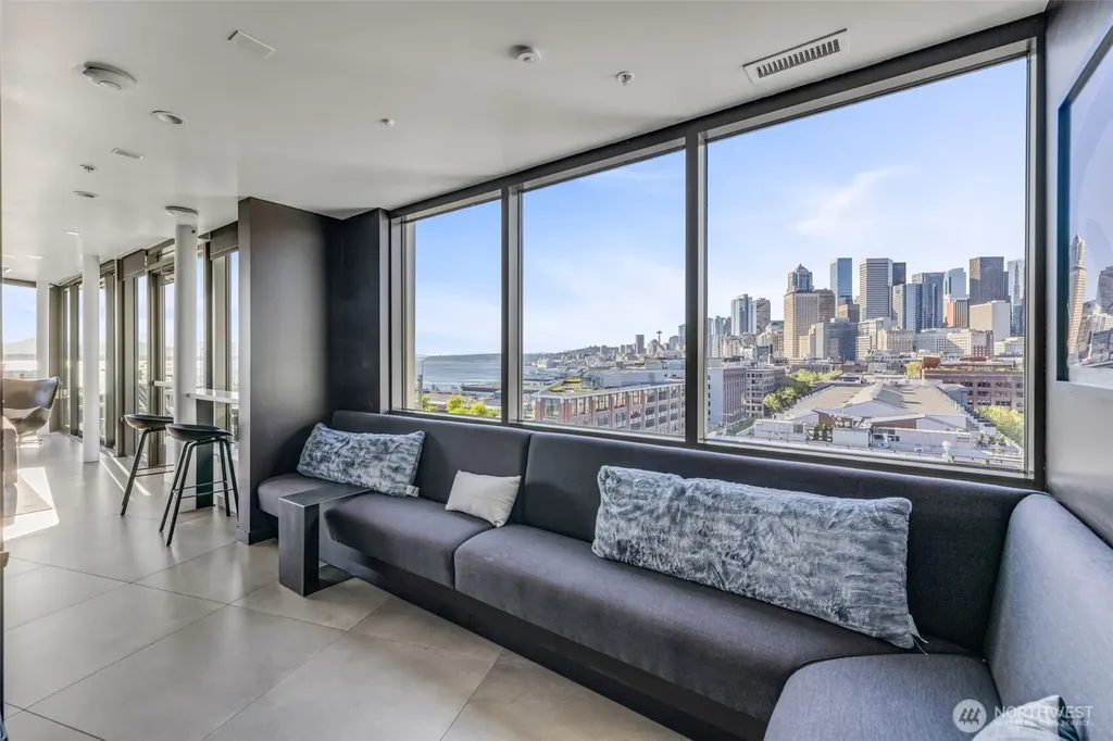 590 1st Avenue S Seattle WA 98104