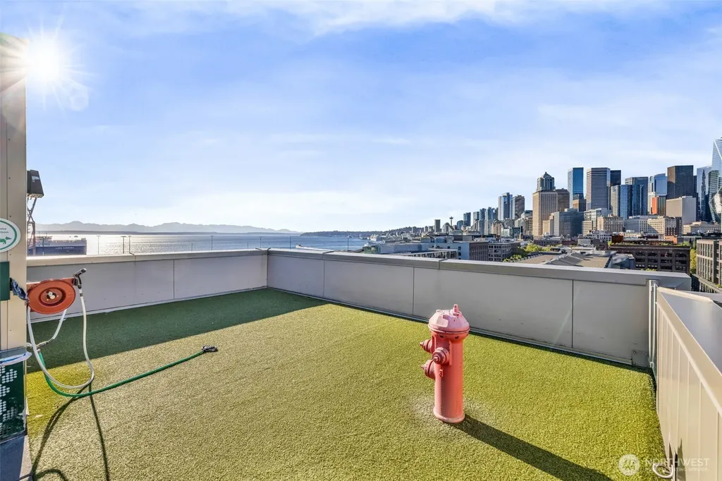590 1st Avenue S Seattle WA 98104