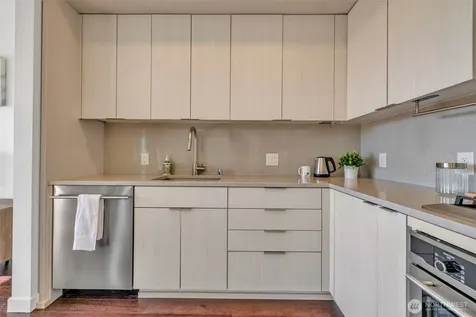 590 1st Avenue S Seattle WA 98104