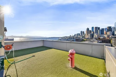 590 1st Avenue S Seattle WA 98104