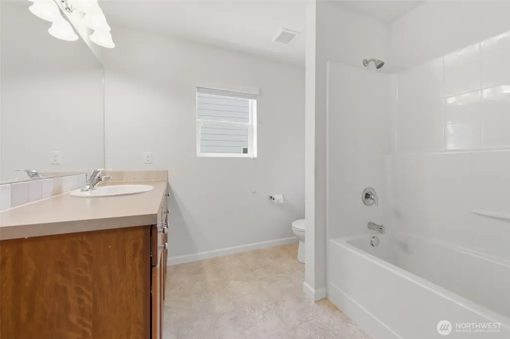 13003 116th Avenue Ct E Puyallup WA 98374