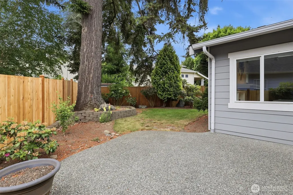 17747 89th Court NE Bothell WA 98011