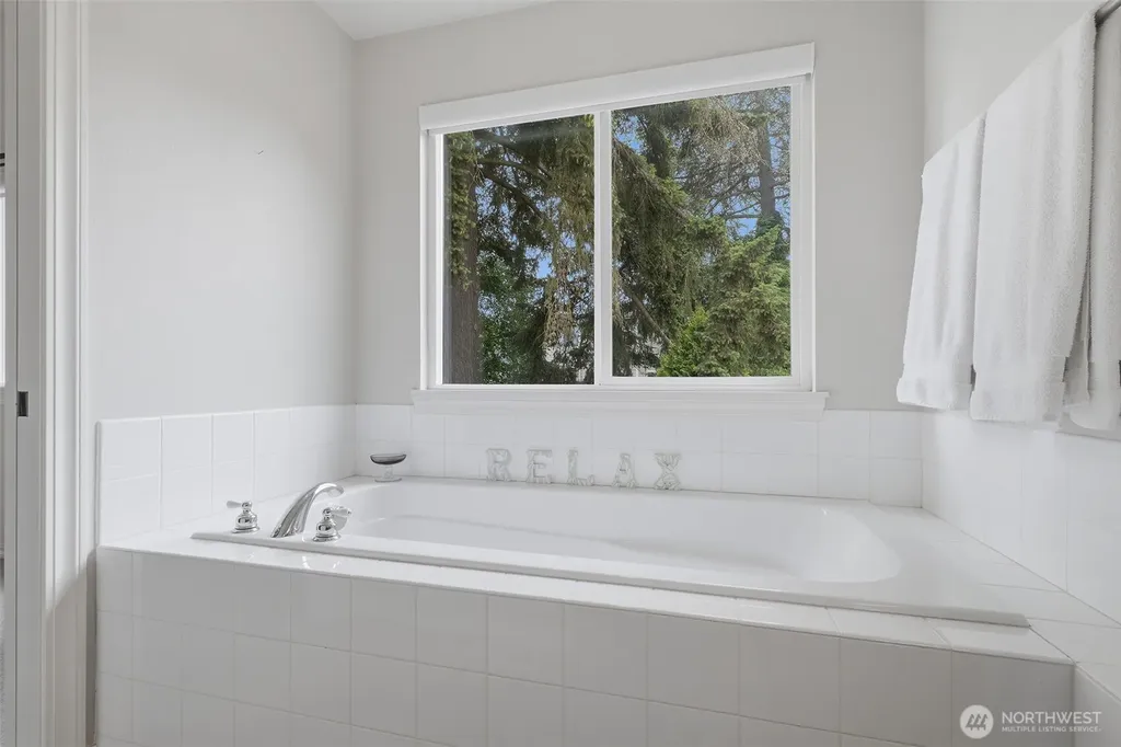 17747 89th Court NE Bothell WA 98011
