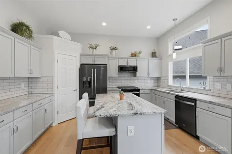 17747 89th Court NE Bothell WA 98011