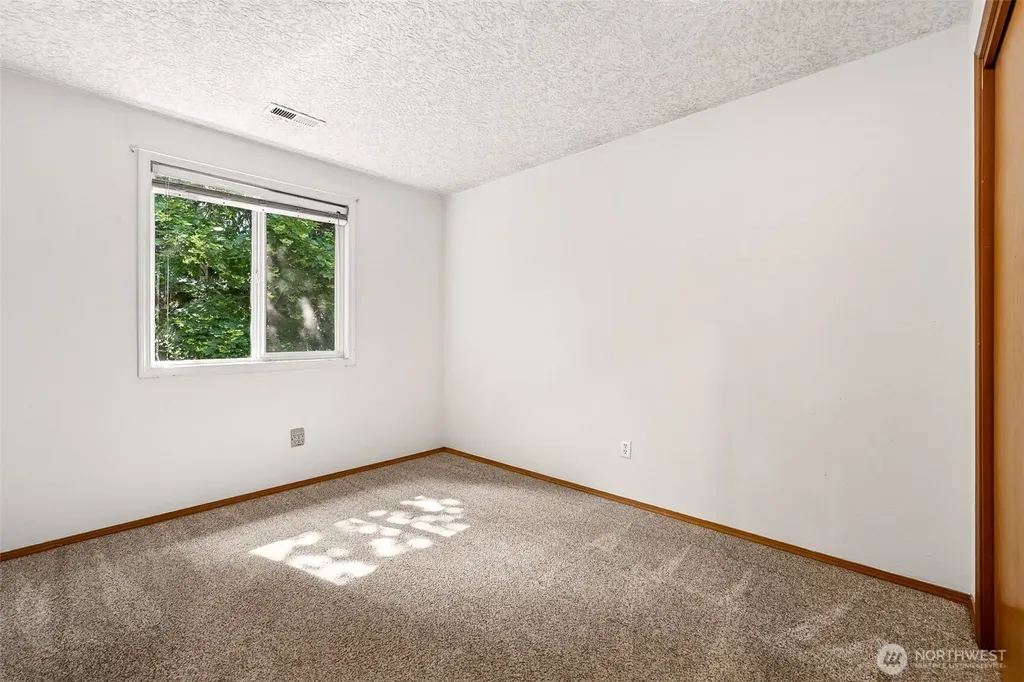 11412 NW 7th Court Vancouver WA 98685