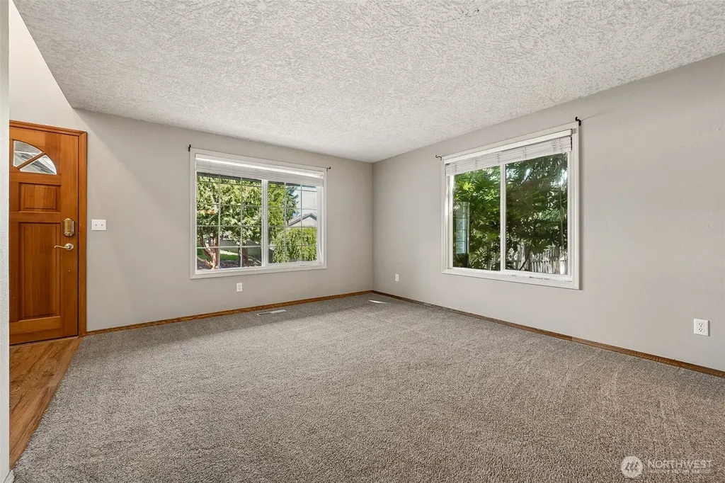 11412 NW 7th Court Vancouver WA 98685