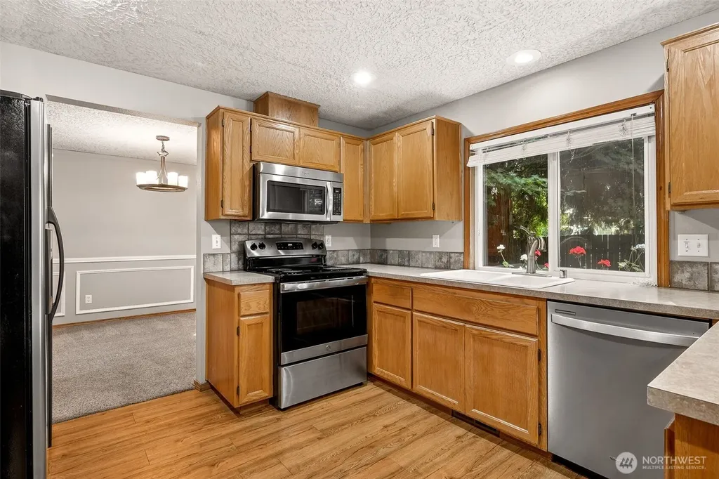 11412 NW 7th Court Vancouver WA 98685