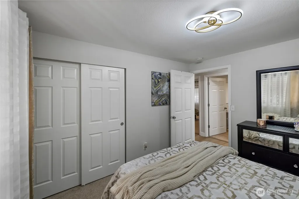 4407 62nd Street NW Gig Harbor WA 98335