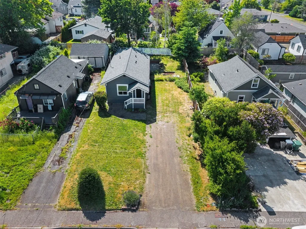 1207 High Avenue Bremerton WA 98337