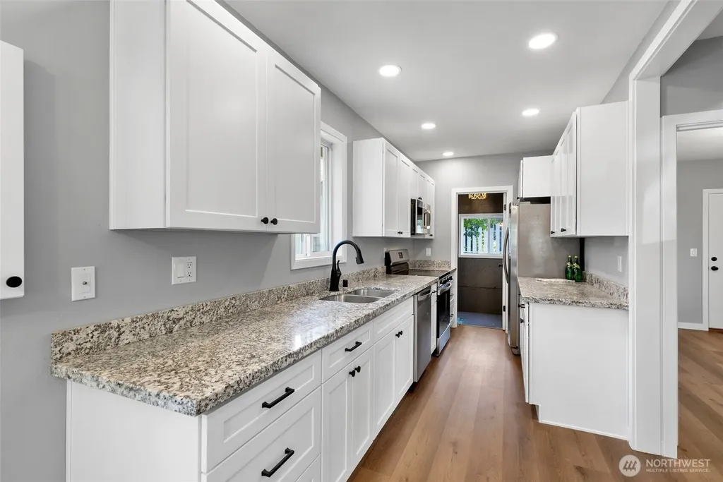 1207 High Avenue Bremerton WA 98337