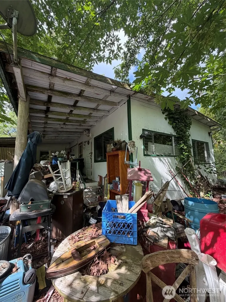 1310 Key Peninsula Highway NW Lakebay WA 98349