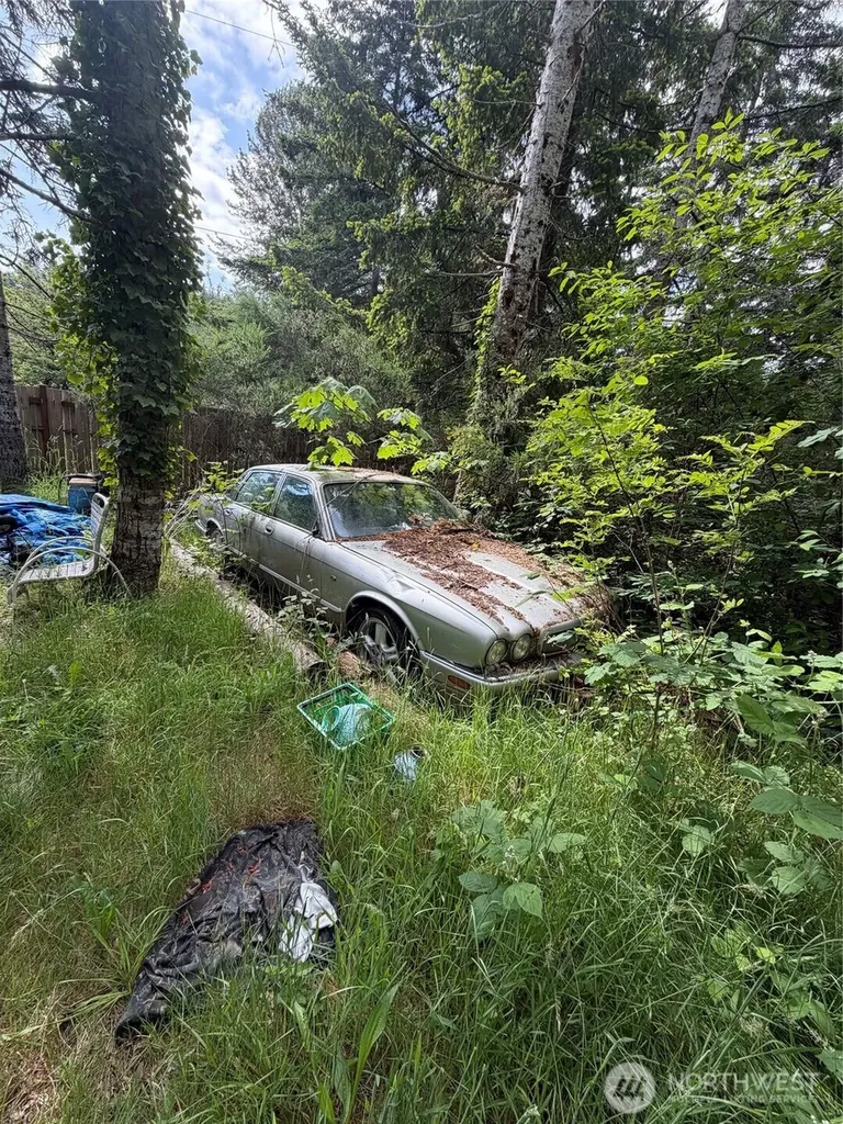 1310 Key Peninsula Highway NW Lakebay WA 98349