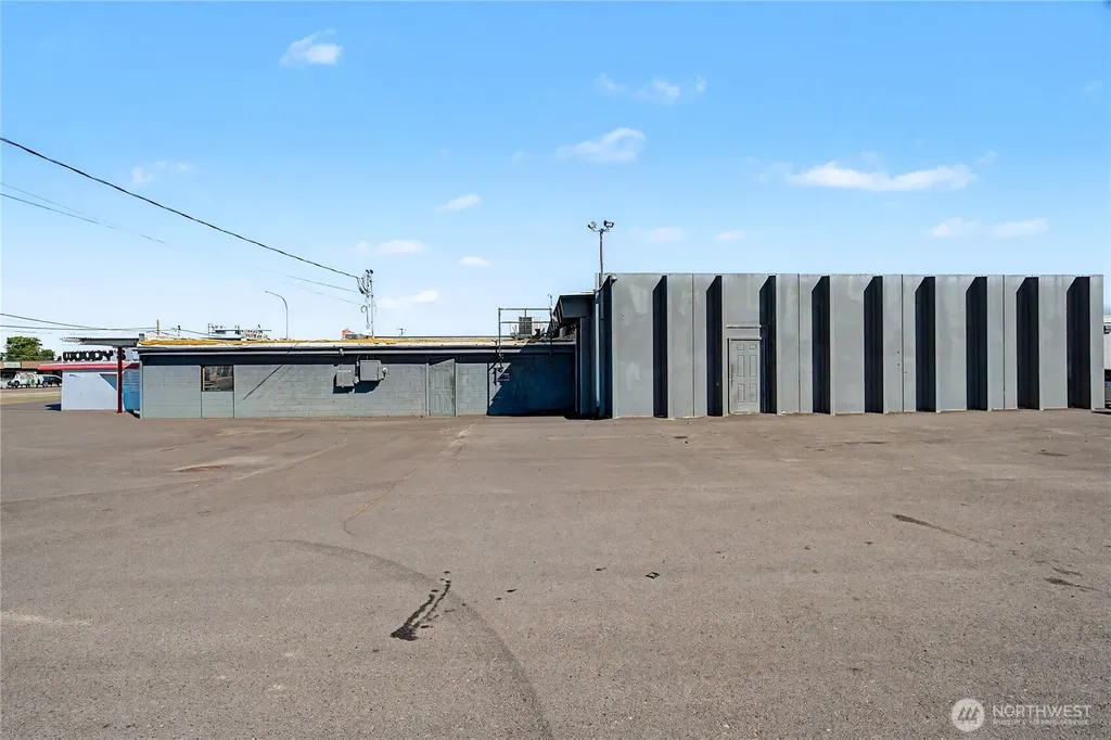 417 W Broadway Avenue Moses Lake WA 98837