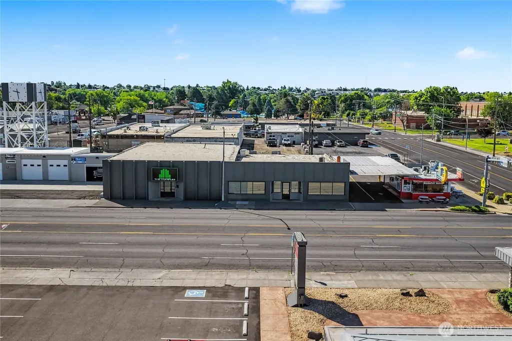 417 W Broadway Avenue Moses Lake WA 98837