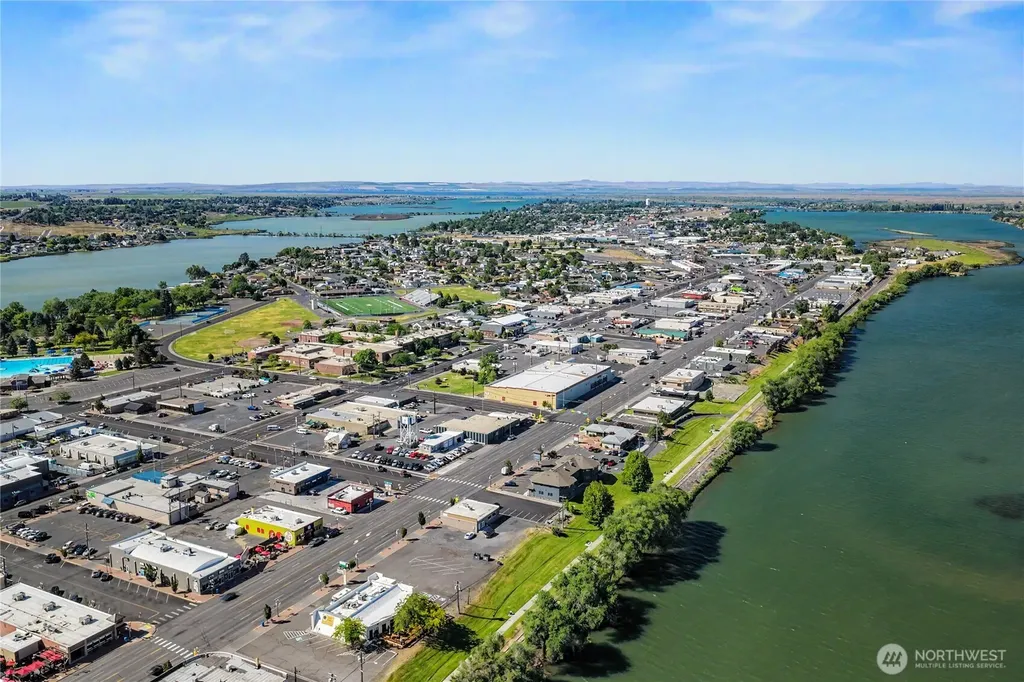 417 W Broadway Avenue Moses Lake WA 98837