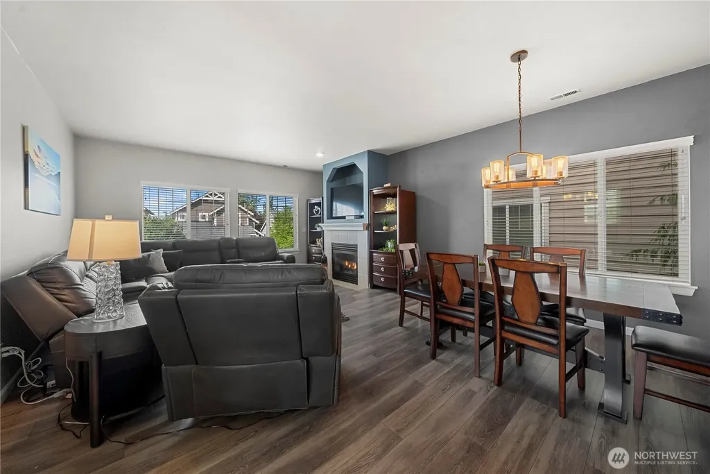 5060 Elliot Court SE Auburn WA 98092