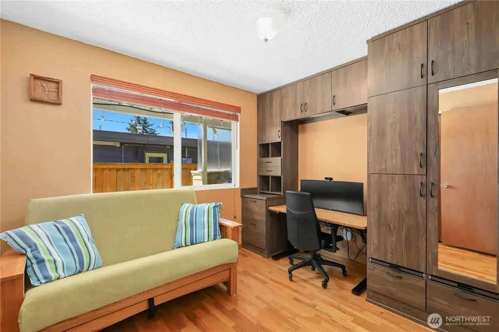 4718 48th Avenue SW Seattle WA 98116