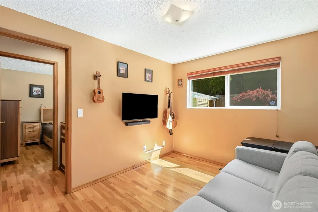 4718 48th Avenue SW Seattle WA 98116