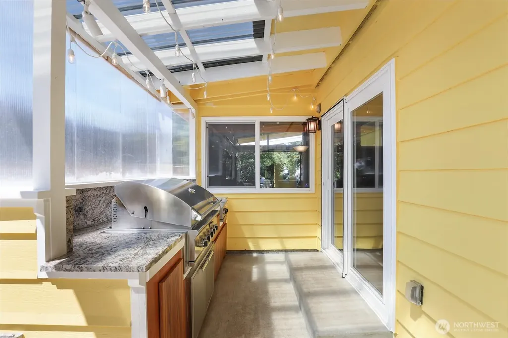 4718 48th Avenue SW Seattle WA 98116