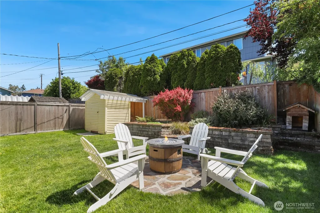 4718 48th Avenue SW Seattle WA 98116