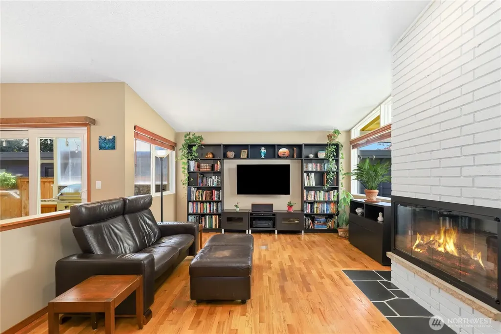 4718 48th Avenue SW Seattle WA 98116
