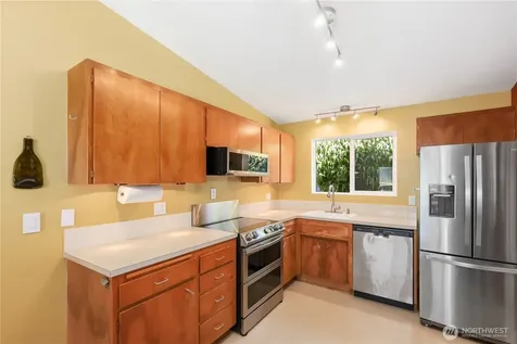 4718 48th Avenue SW Seattle WA 98116